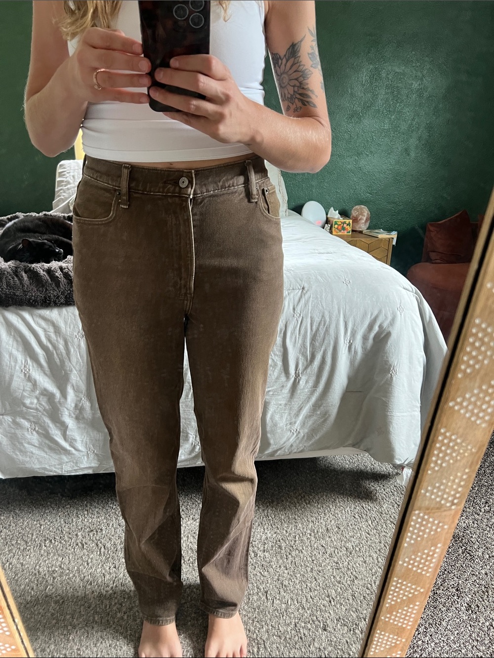 Classic High-Rise Straight Long Jeans in Brown
